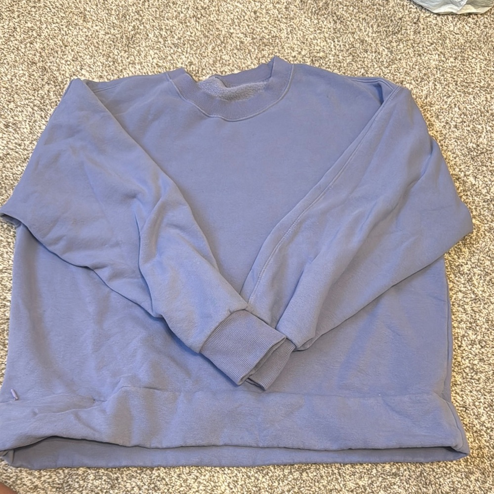 Athleta’s Women’s Cropped Purple Crewneck